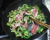 絶品おつまみ ゴーヤと豚こま肉炒め作り方3写真