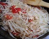 美味♪鶏ミンチもやしトマトの味噌炒め作り方5写真