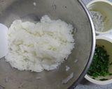 ﾋﾟﾘっと七味＊三つ葉としらすのおむすび作り方5写真