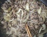 玉ねぎ*白滝*舞茸たっぷり*ヘルシー牛皿作り方5写真