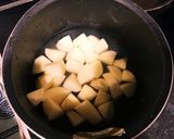 シロさんの鶏ガラ入りポテトサラダ作り方1写真