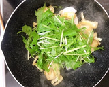 簡単！水菜と油揚げのピリ辛炒め作り方4写真