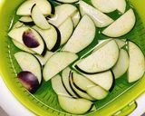 茄子と新玉ねぎの梅ポン酢漬け作り方1写真