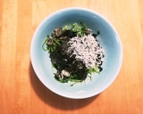豆苗のしらすとのりの和え物作り方2写真