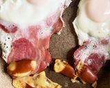 何時ものベーコンエッグにスモークチーズ作り方1写真