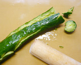 さっぱりキュウリとみょうがのめんつゆ和え作り方1写真