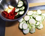 ズッキーニのマリネ　カンタン酢で作り方1写真