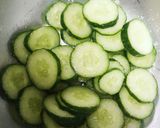 ♪きゅうりとわかめ、みょうがの酢の物♪作り方1写真