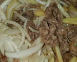 牛肉と玉ねぎとじゃがいもの焼きそば作り方8写真
