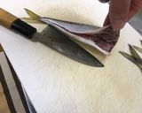 アジの3枚おろしでお刺身とお味噌汁の2品作り方3写真