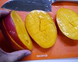 簡単!マンゴーの飾り切り作り方1写真