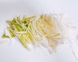 ネギと叉焼の細切りつゆそば作り方1写真