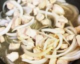 だし香る鶏胸肉の親子丼とワカメスープ作り方4写真