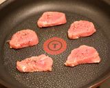 豚ヒレ肉のオニオンクリームソースステーキ作り方4写真