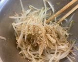 俺流！やみつきモヤシのパリパリ麺和え作り方2写真