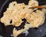 忙しい朝の…炒り卵でサンド！作り方1写真
