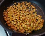 作り置きにピッタリ！蒸し大豆のピリ辛みそ作り方3写真