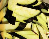 鶏胸肉となすのスイートチリソース炒め作り方2写真