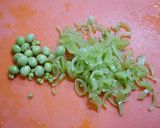 簡単！豆ごはん☆スナップエンドウ作り方1写真