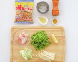 レモンでさっぱり♪豚トロと豆苗のビーフン作り方2写真