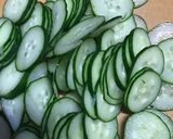 きゅうりとワカメとカニカマの酢の物作り方1写真