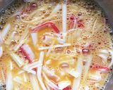 カニカマで豪華にします♪蟹玉の甘酢餡掛け作り方3写真