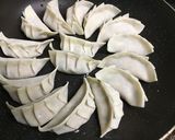 旨味を包みこんだプリンプリン♪餃子作り方30写真