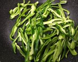 あっという間の塩昆布ピーマン炒め☆作り方2写真