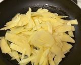 簡単♩スパムと新じゃがのカレー粉炒め作り方8写真