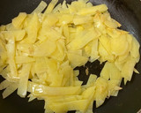 簡単♩スパムと新じゃがのカレー粉炒め作り方9写真