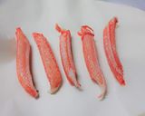 レンチンのみで旨味凝縮！カニカマチップス作り方1写真