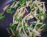 じゃが芋・ピーマンのカレー粉炒め♪作り方6写真