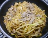 簡単！ブロッコリーの芯と肉舞茸炒め作り方6写真