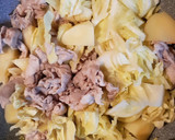 豚肉とじゃがいもの味噌バター炒め作り方4写真