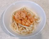 レンジで簡単、鮭マヨうどん!作り方2写真