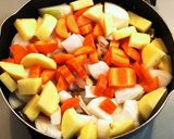 鶏もも肉とシーフードの簡単トマトシチュー作り方4写真