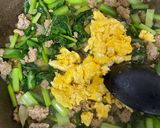 小松菜と卵の肉そぼろ炒め作り方4写真