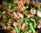絹さやと油麩の炒め煮作り方8写真