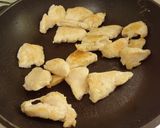 鶏肉とじゃが芋のにんにくしょう油炒め作り方5写真