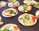 餃子の皮が余ったら♡簡単おつまみピザ作り方3写真