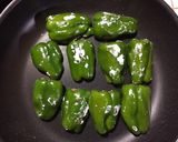 おかんごはん＊蒸し焼きピーマンの肉詰め＊作り方4写真