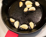 ほくほく新ニンニクと鶏のマキシマム炒め作り方1写真