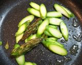 丼にもできる、アスパラの卵炒め作り方3写真