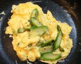 丼にもできる、アスパラの卵炒め作り方5写真