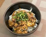 簡単・新玉ねぎとサバ缶の丼作り方3写真