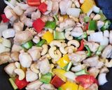 パプリカで彩り⭐鶏肉とカシューナッツ炒め作り方4写真