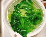 豚しゃぶとレタスの塩麹和え作り方3写真