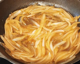 簡単甘辛玉ねぎとたまご目玉煮作り方3写真