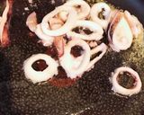 じゃがいもとイカのにんにくバター炒め作り方2写真