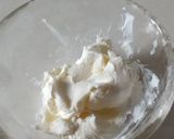 パンにクリームチーズ&ジャム作り方1写真